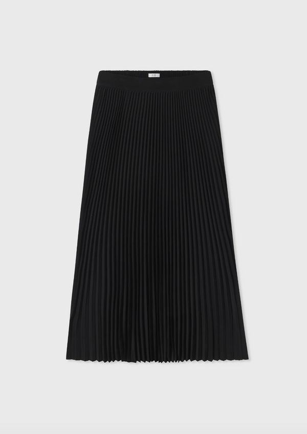 Pleated Elastic Waist Skirt in Black